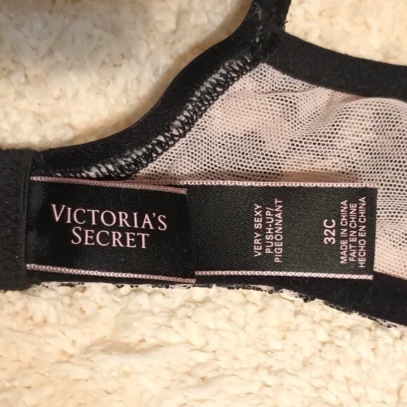 EUC~Victoria Secret's Very Sexy Push-Up Bra with Flowers & Tiny Gems (Size: 32C) - Picture 6 of 6